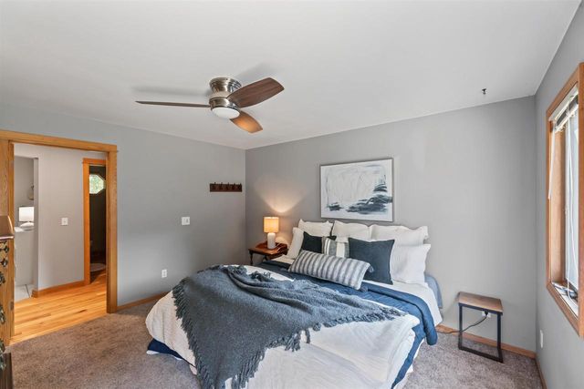 570 Connor Court, Lake Mills, WI 53551