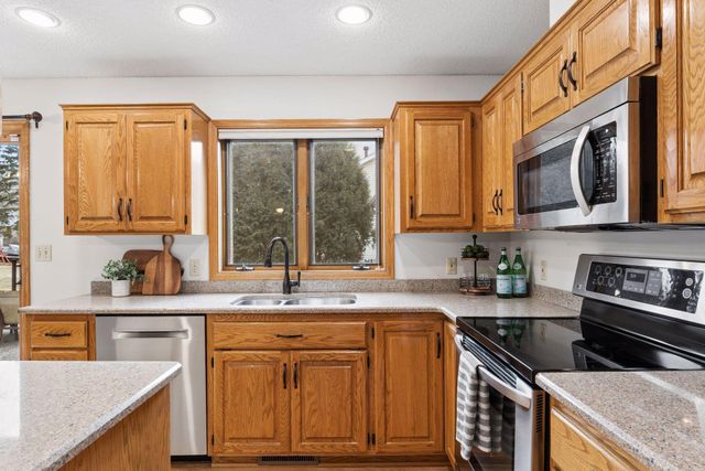 1333 Bucher Avenue, Shoreview, MN 55126