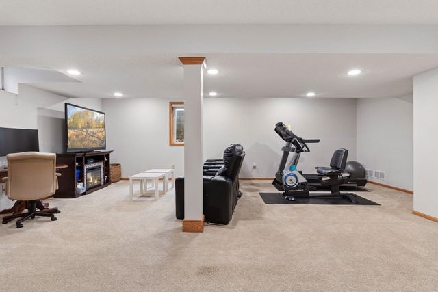 1333 Bucher Avenue, Shoreview, MN 55126