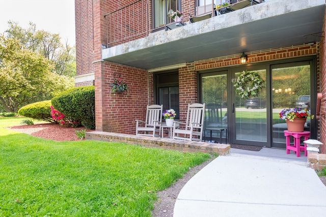30 Conant St 1B, Beverly, MA 01915