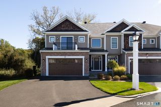 13 Yorkshire Court 13, Farmington, CT 06032