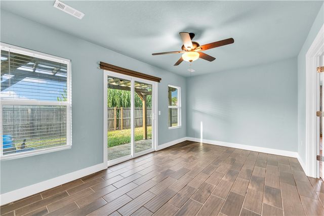 3502 S Stoney Point Road, Rogers, AR 72758