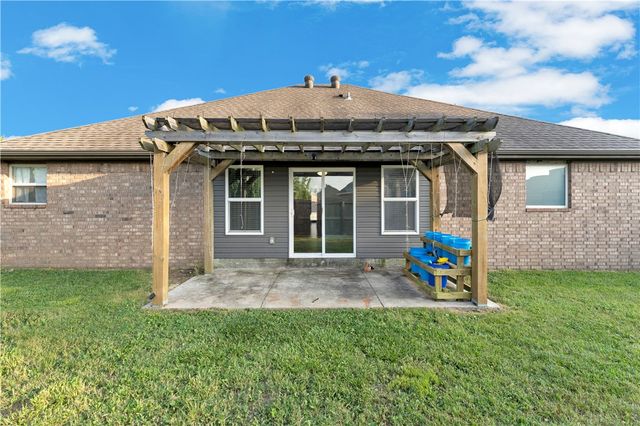 3502 S Stoney Point Road, Rogers, AR 72758
