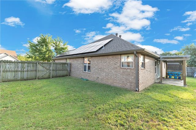 3502 S Stoney Point Road, Rogers, AR 72758