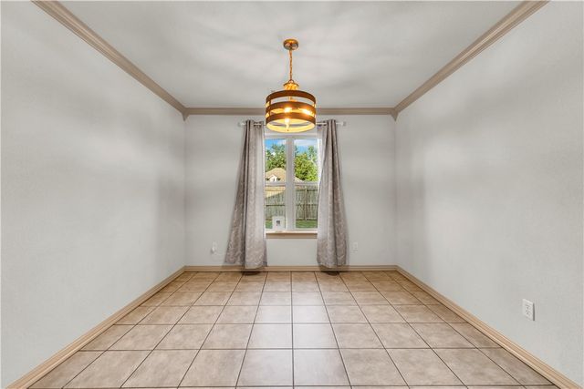 3502 S Stoney Point Road, Rogers, AR 72758