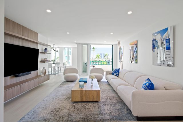 100 SE 5th Avenue 415, Boca Raton, FL 33432