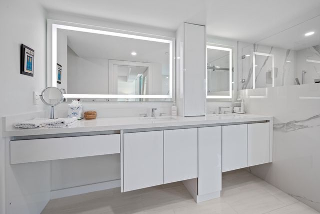 100 SE 5th Avenue 415, Boca Raton, FL 33432