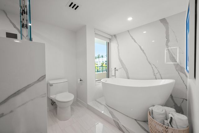 100 SE 5th Avenue 415, Boca Raton, FL 33432