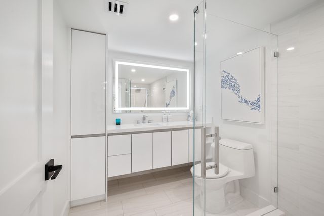 100 SE 5th Avenue 415, Boca Raton, FL 33432