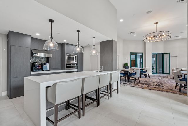 100 SE 5th Avenue 415, Boca Raton, FL 33432