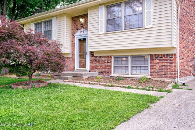 5101 Mt Marcy Rd, Louisville, KY 40216