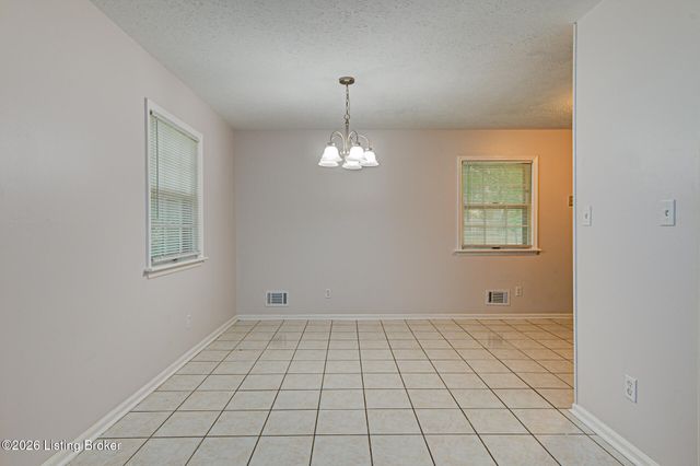 5101 Mt Marcy Rd, Louisville, KY 40216