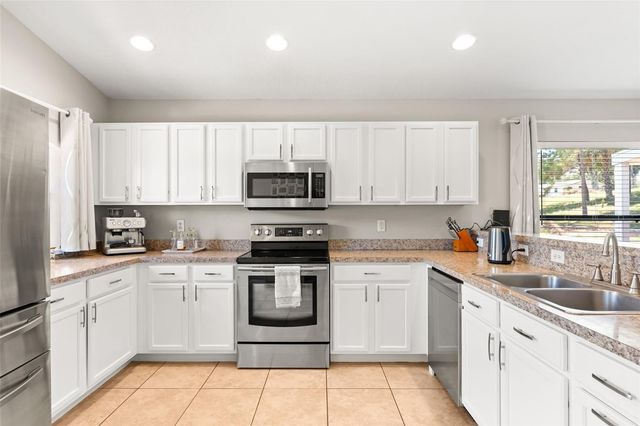 17703 NEAL DRIVE, Montverde, FL 34756