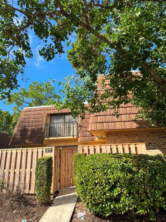 5277 CORAL COURT 625, Orlando, FL 32811