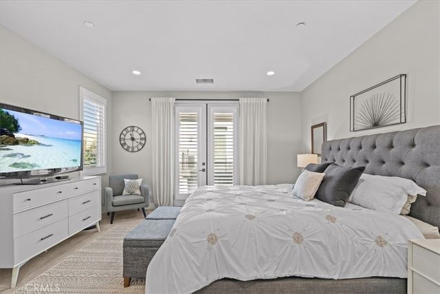 220 Terrapin, Irvine, CA 92618