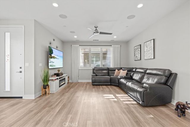 220 Terrapin, Irvine, CA 92618