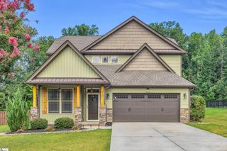 413 Oak Ridge Place, Easley, SC 29642