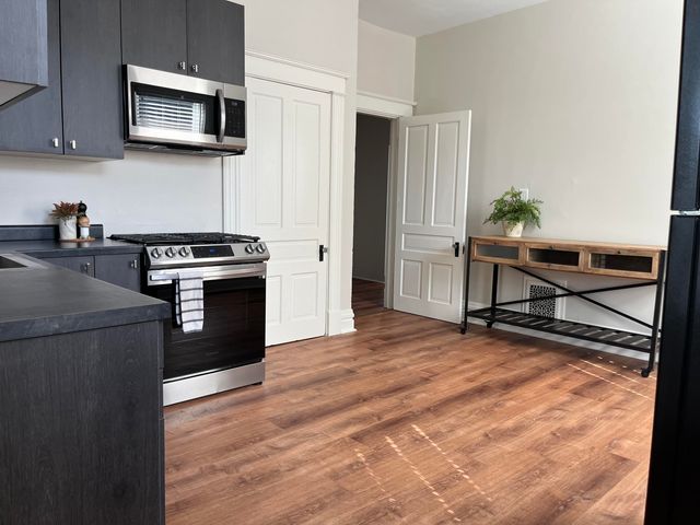 1523 Greenup Street, 1, 2 ,3, Covington, KY 41011