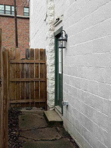 1523 Greenup Street, 1, 2 ,3, Covington, KY 41011