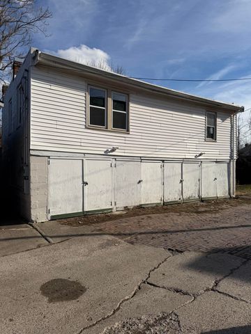 1523 Greenup Street, 1, 2 ,3, Covington, KY 41011