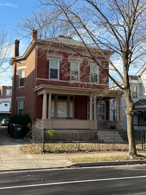 1523 Greenup Street, 1, 2 ,3, Covington, KY 41011
