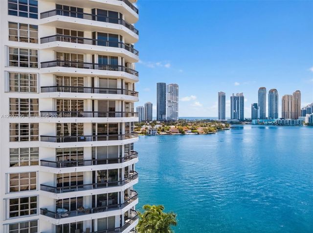 19195 NE 36th Ct 2301, Aventura, FL 33180