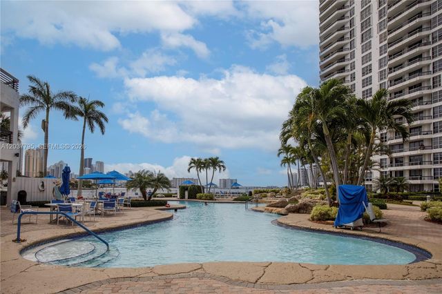 19195 NE 36th Ct 2301, Aventura, FL 33180