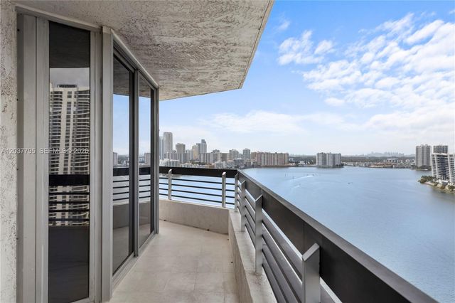 19195 NE 36th Ct 2301, Aventura, FL 33180