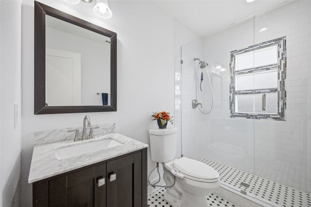 926 S Waverly Drive, Dallas, TX 75208