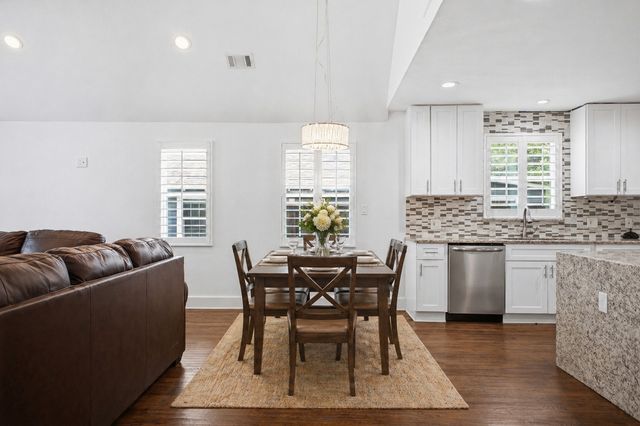 926 S Waverly Drive, Dallas, TX 75208
