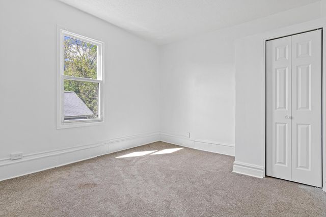 2820 12th Avenue S, Minneapolis, MN 55407