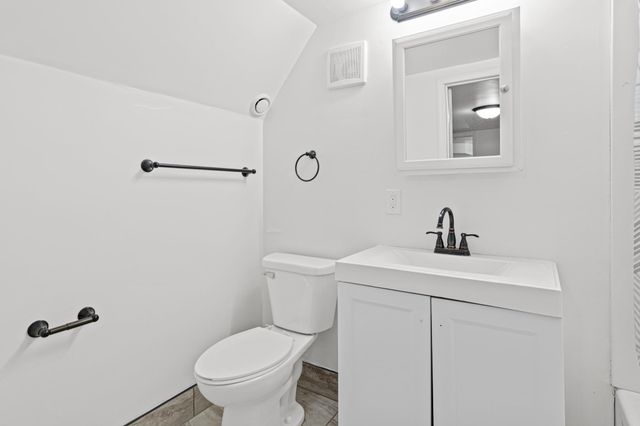 2820 12th Avenue S, Minneapolis, MN 55407