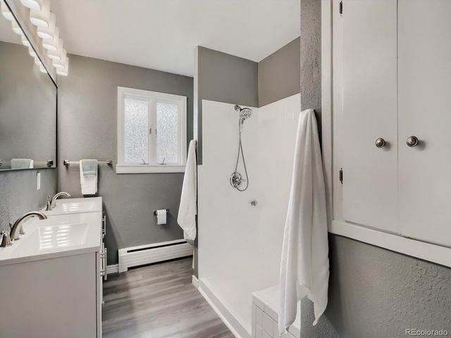 1009 Kenton St, Aurora, CO 80010