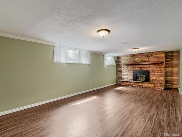 1009 Kenton St, Aurora, CO 80010