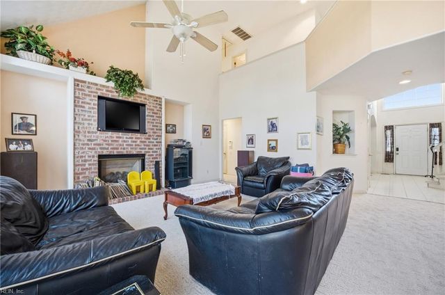 2210 Chesterfield LOOP, Chesapeake, VA 23323