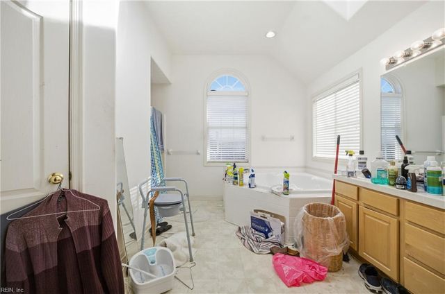 2210 Chesterfield LOOP, Chesapeake, VA 23323