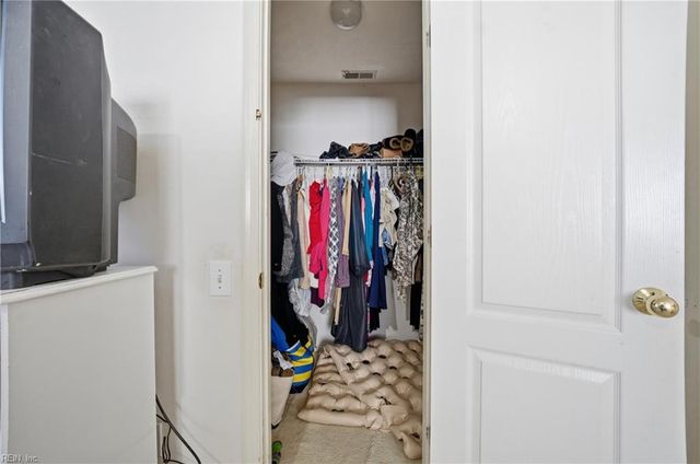 2210 Chesterfield LOOP, Chesapeake, VA 23323