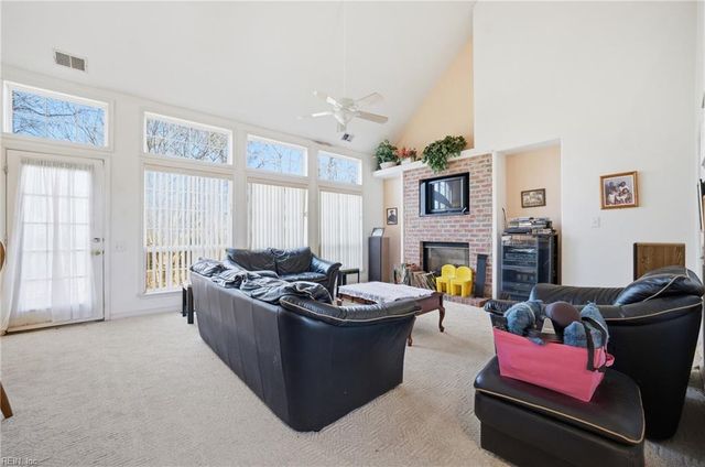 2210 Chesterfield LOOP, Chesapeake, VA 23323