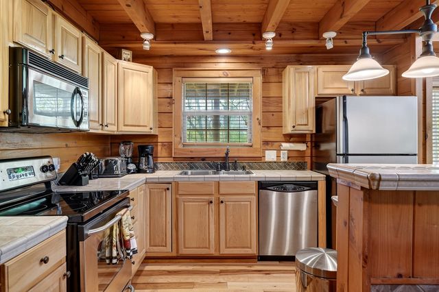 5175 Dale Ridge Rd, Liberty, TN 37095