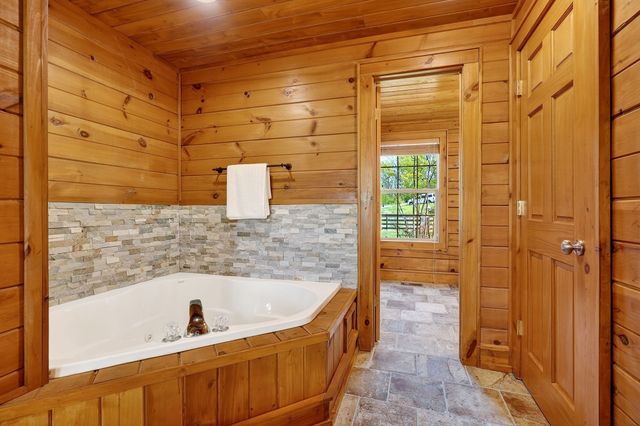 5175 Dale Ridge Rd, Liberty, TN 37095