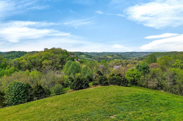 5175 Dale Ridge Rd, Liberty, TN 37095