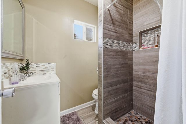 1105 S Saint Francis St, Wichita, KS 67211