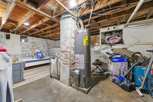 1105 S Saint Francis St, Wichita, KS 67211