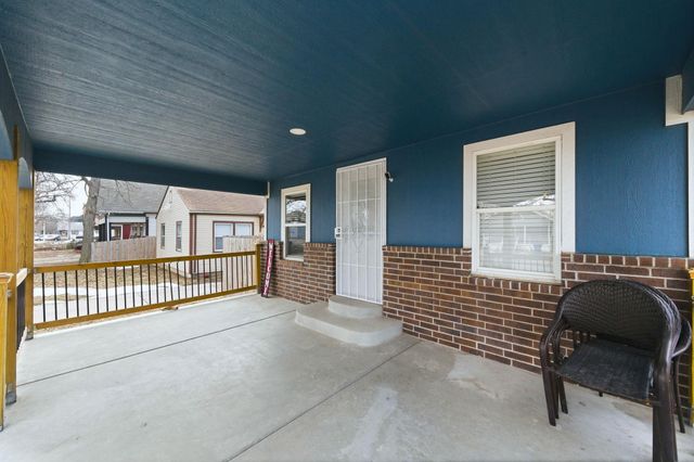 1105 S Saint Francis St, Wichita, KS 67211