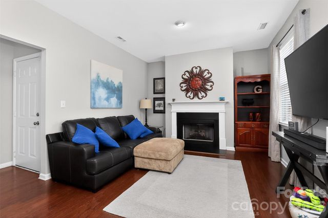 18422 Mizzenmast Avenue, Cornelius, NC 28031