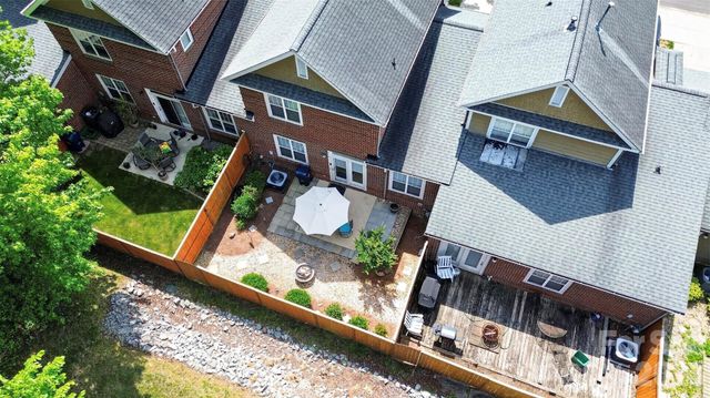 18422 Mizzenmast Avenue, Cornelius, NC 28031