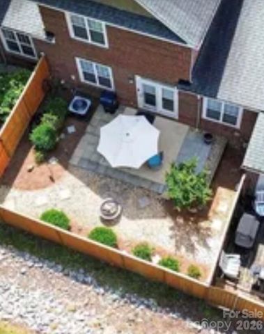 18422 Mizzenmast Avenue, Cornelius, NC 28031