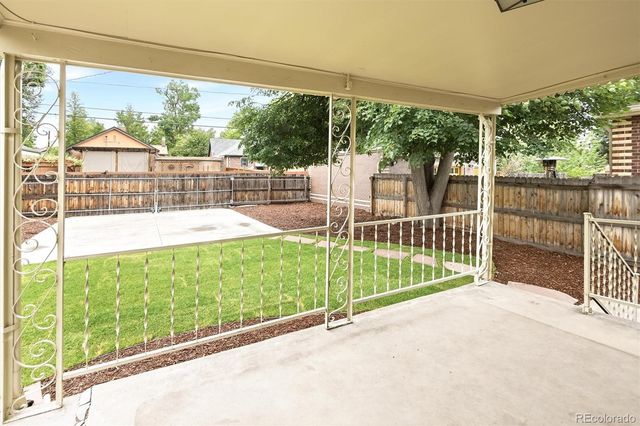 1260 Bellaire Street, Denver, CO 80220