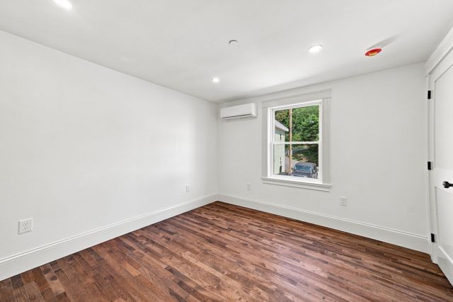 58 Granite Street 1, Gloucester, MA 01930