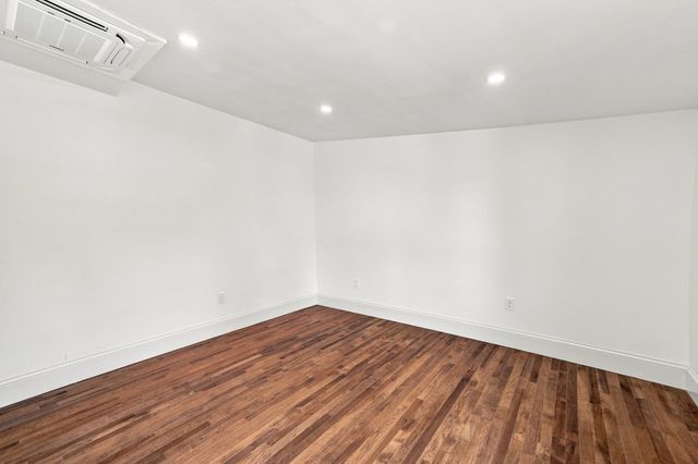 58 Granite Street 1, Gloucester, MA 01930